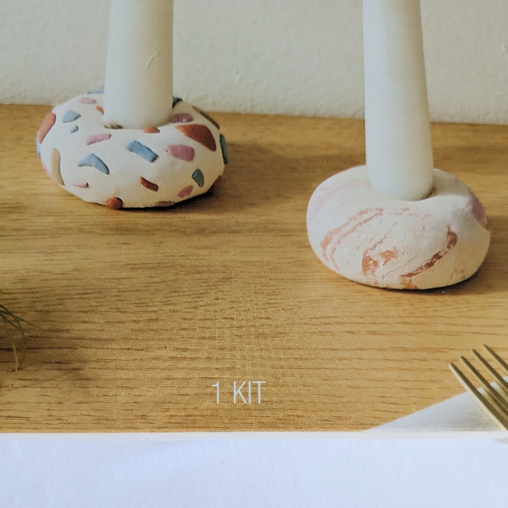 Mondo Llama Clay Candleholder Kit - Picture 6 of 7